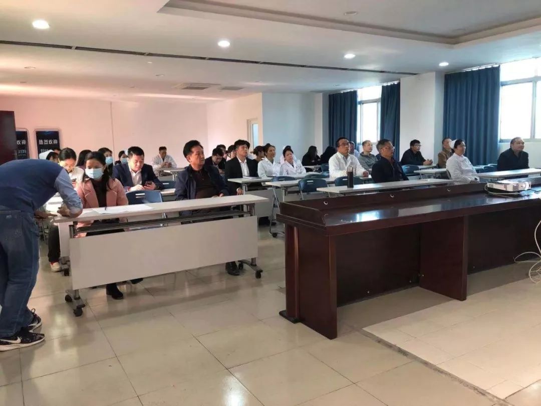 新闻动态 | 广安医院积极开展新型冠状病毒肺炎培训会议