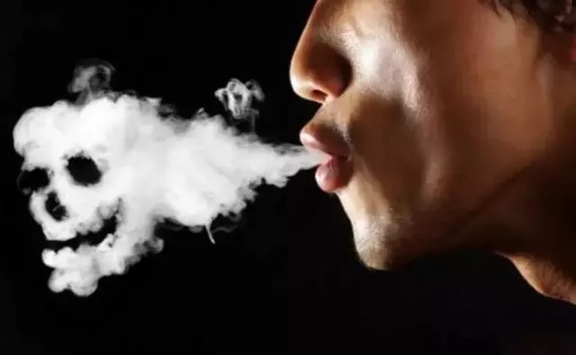 医生，忍不住了，外伤手术后能马上抽烟吗？